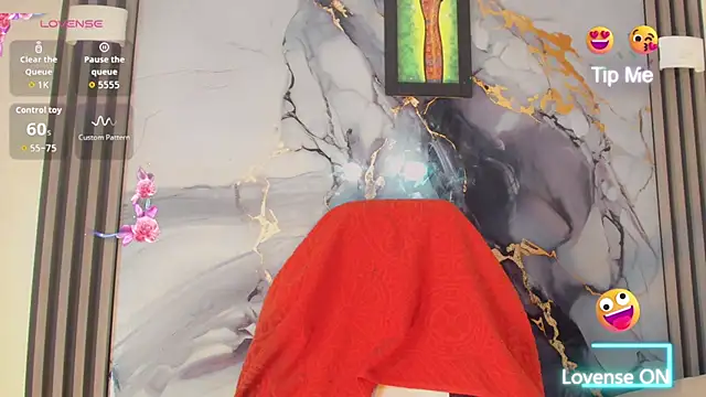 khiara moretti online show from April 10, 7:20 pm