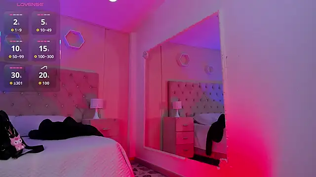 Agathaargent  online show from November 29, 4:38 am