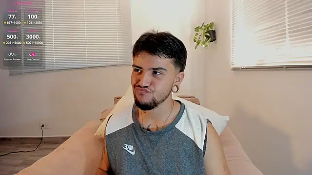 ftmphilip  online show from April 4, 2:05 pm