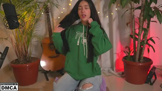 Kore Persephone online show from September 28, 5:03 am