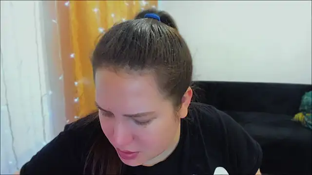Snapshot of _madalexa_ chatting on October 16, 7:49 pm madalexa online show from October 16, 7:49 pm