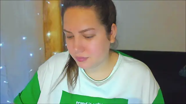  madalexa  online show from December 5, 8:43 pm