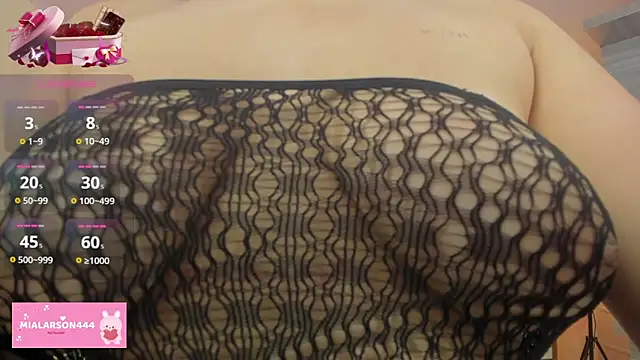 LARSONMIA online show from February 16, 12:27 pm