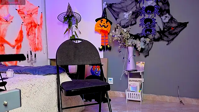 Snapshot of Maithe_Perroni chatting on October 31, 11:20 pm Maithe Perroni online show from October 31, 11:20 pm