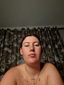 C1eopatra online show from October 24, 7:32 pm