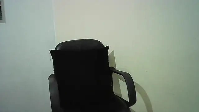 Snapshot of JuliaMack chatting on September 17, 9:35 pm JuliaMack online show from September 17, 9:35 pm