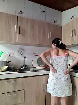 NATALIA MAGICK online show from October 20, 4:32 pm