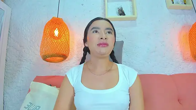 emiily s online show from November 7, 12:11 pm