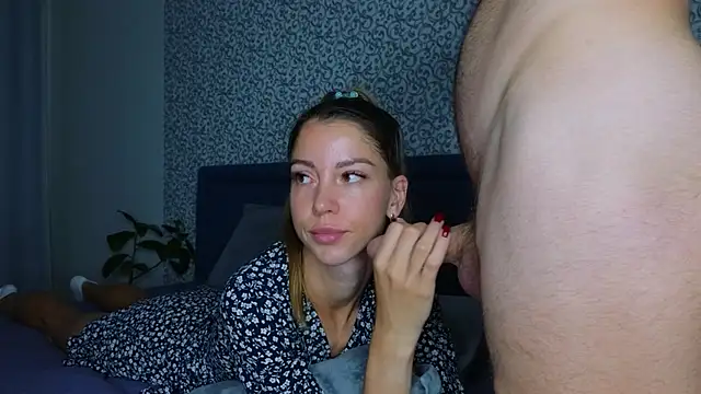 FoxLoveBasik online show from July 27, 3:36 am