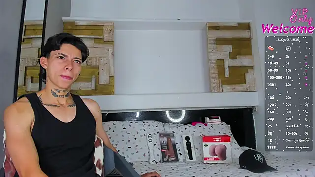 AmberAdams  online show from March 1, 4:18 pm