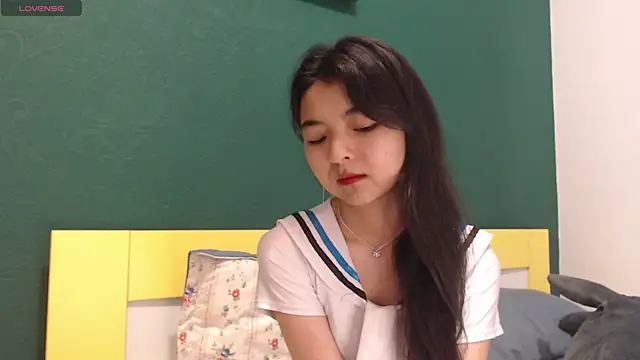 Shy Kira online show from April 16, 8:58 am