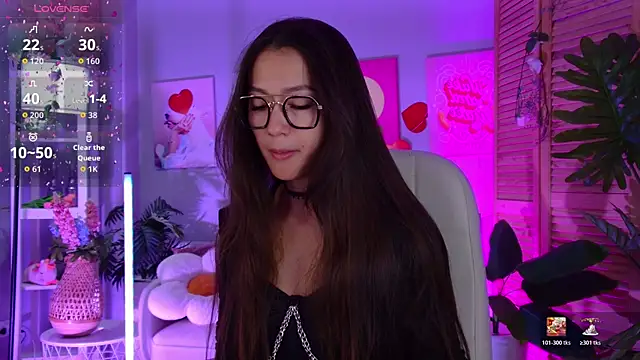 LanaBaker online show from April 19, 2:44 am