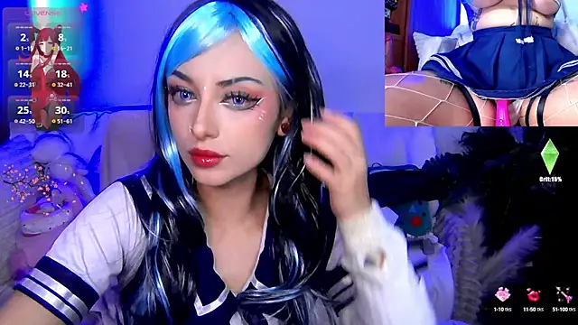 Snapshot of HollyDominic chatting on September 17, 7:39 am HollyDominic online show from September 17, 7:39 am