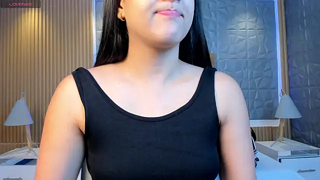 paulina sweett  online show from November 23, 11:45 am