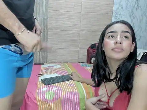 girlsfun23 online show from November 26, 5:41 am