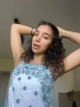 uniquerossie online show from November 11, 10:23 am