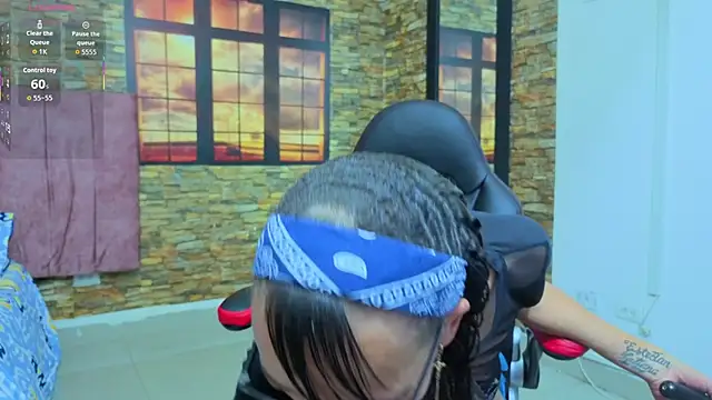 daniela xue online show from November 6, 7:42 pm