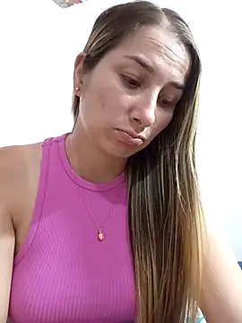 Snapshot of Iris_love18 chatting on October 11, 8:00 pm Iris love18 online show from October 11, 8:00 pm