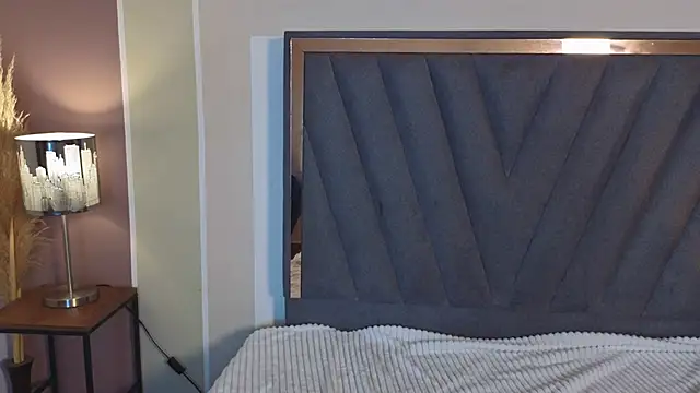 mailin18 online show from March 11, 11:18 pm