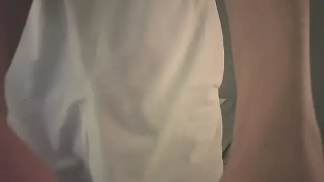 mollymila online show from April 7, 3:47 pm