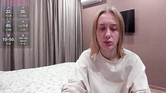 Mika Ray online show from November 11, 11:35 pm