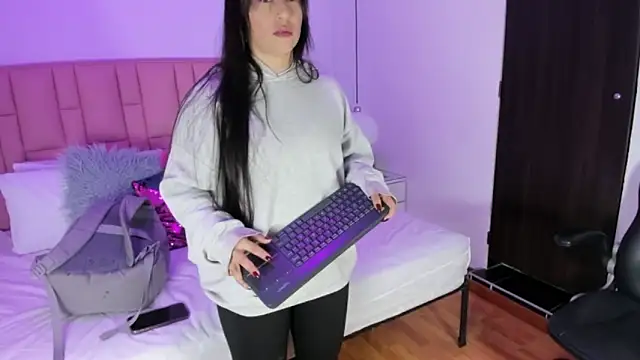 victoria cooper3 online show from January 14, 11:48 am