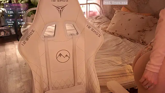 linessssa online show from March 25, 6:00 pm