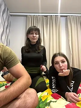 Niht Angels online show from September 30, 6:57 pm