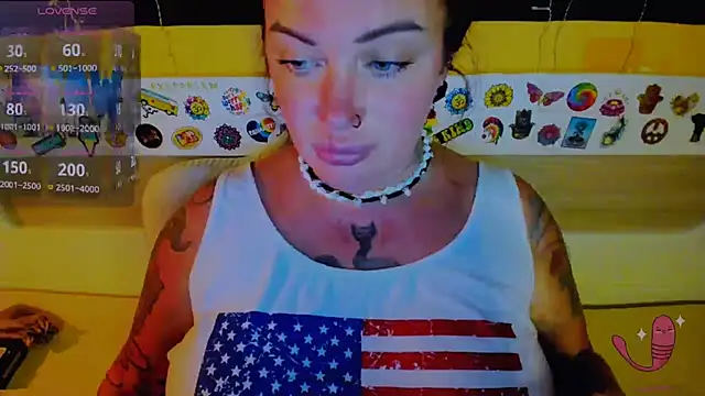 Snapshot of EllieOz chatting on September 14, 6:39 pm EllieOz online show from September 14, 6:39 pm