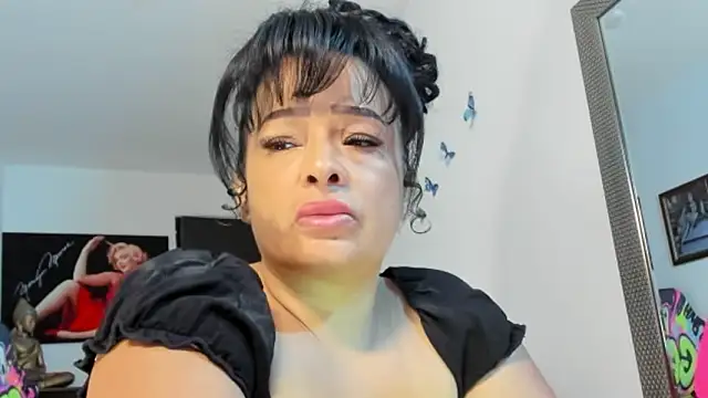 seleneh online show from March 4, 6:58 pm