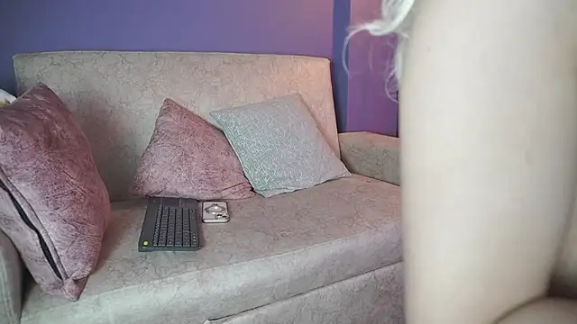 roselinedior online show from July 11, 3:45 pm