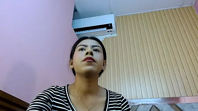 VeronicaRobles online show from October 30, 9:16 pm