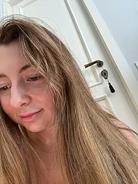 curvyflawless online show from February 23, 10:48 am