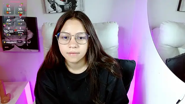 Snapshot of SamanthaRoldaan chatting on October 9, 2:54 pm SamanthaRoldaan online show from October 9, 2:54 pm