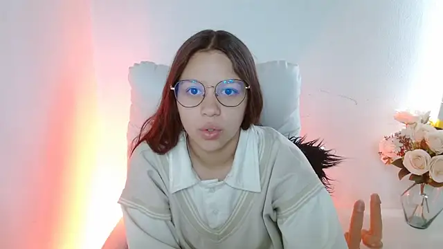 Snapshot of SamanthaRoldaan chatting on October 3, 4:12 pm SamanthaRoldaan online show from October 3, 4:12 pm