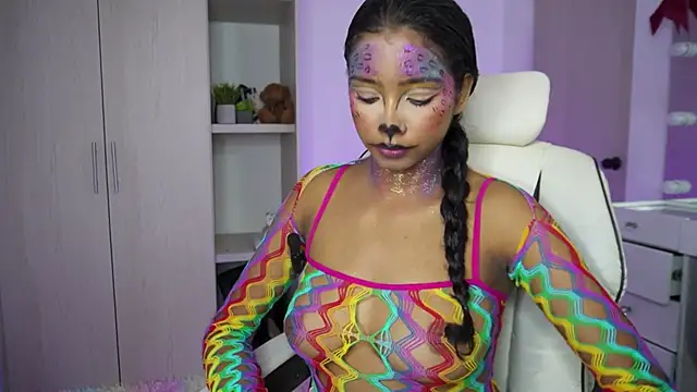 forever  young online show from October 31, 4:55 pm