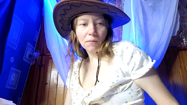 Snapshot of Jony_Marta chatting on October 6, 8:24 pm Jony Marta online show from October 6, 8:24 pm