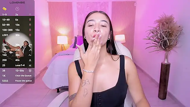 Antonella Grayy online show from November 5, 11:15 am