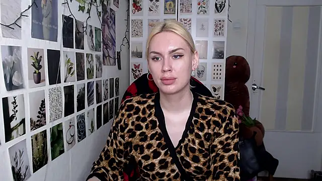 CapriScorpion online show from March 31, 1:55 pm