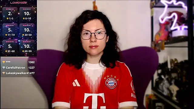 vaders daughter online show from December 21, 4:44 pm