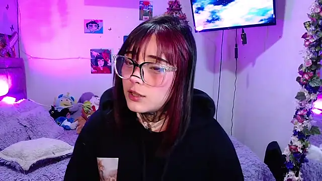 mia catt05 online show from July 22, 6:03 am