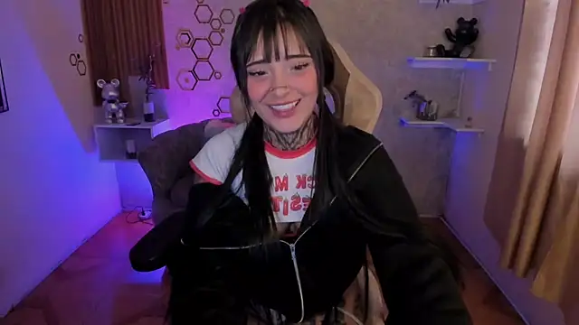 mia catt05 online show from November 14, 5:46 pm