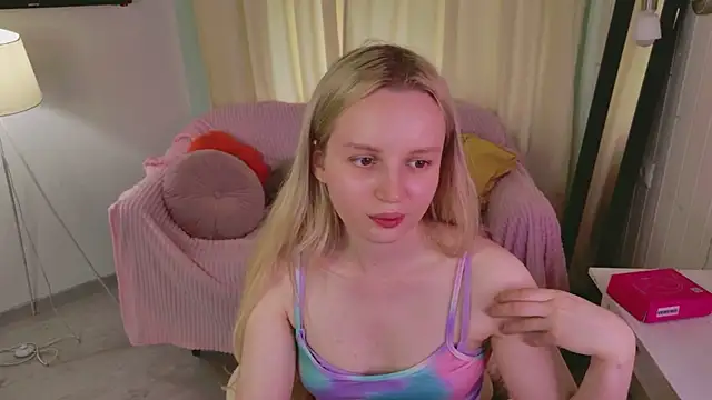 Beatrica Klein online show from June 12, 2:47 pm
