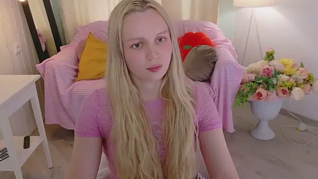 Beatrica Klein online show from July 28, 3:21 pm