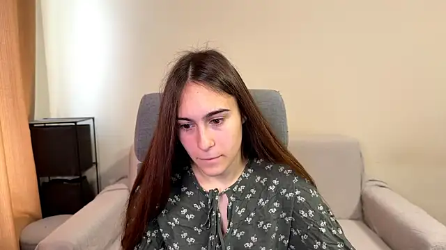 Snapshot of AliceKolltt chatting on October 13, 8:17 am AliceKolltt online show from October 13, 8:17 am