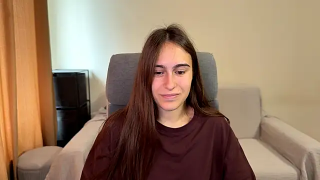 Snapshot of AliceKolltt chatting on September 24, 9:52 am AliceKolltt online show from September 24, 9:52 am