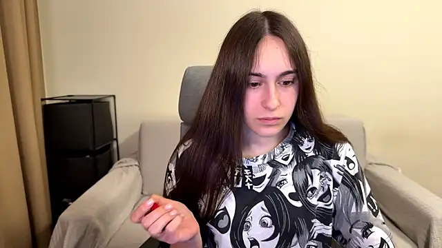 AliceKolltt online show from June 7, 12:50 am