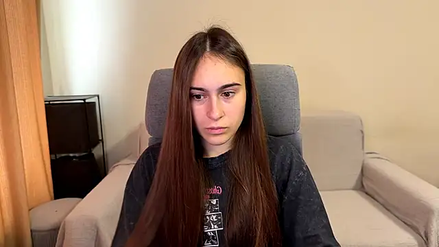Snapshot of AliceKolltt chatting on October 8, 10:08 am AliceKolltt online show from October 8, 10:08 am