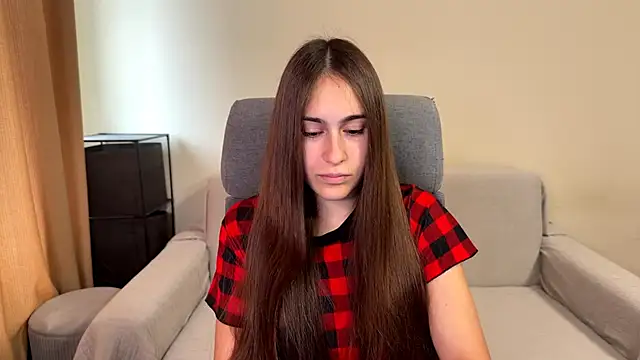 Snapshot of AliceKolltt chatting on October 2, 9:14 am AliceKolltt online show from October 2, 9:14 am