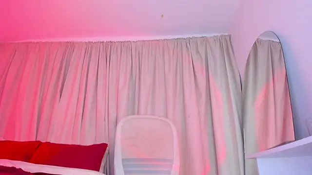 Hanna hross online show from March 3, 7:25 am